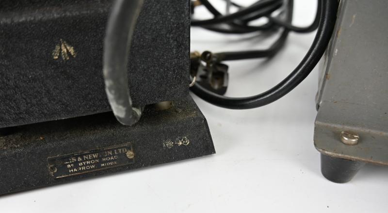 British WW2 Filmprojector in Case