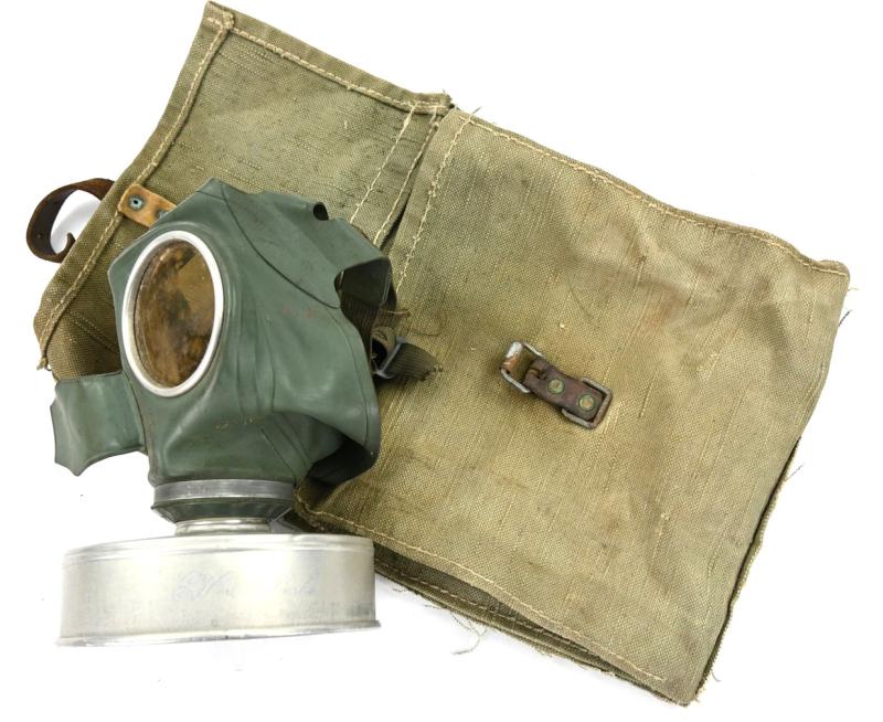 German Third Reich Period Air Defense /Civil Gasmask in Pouch