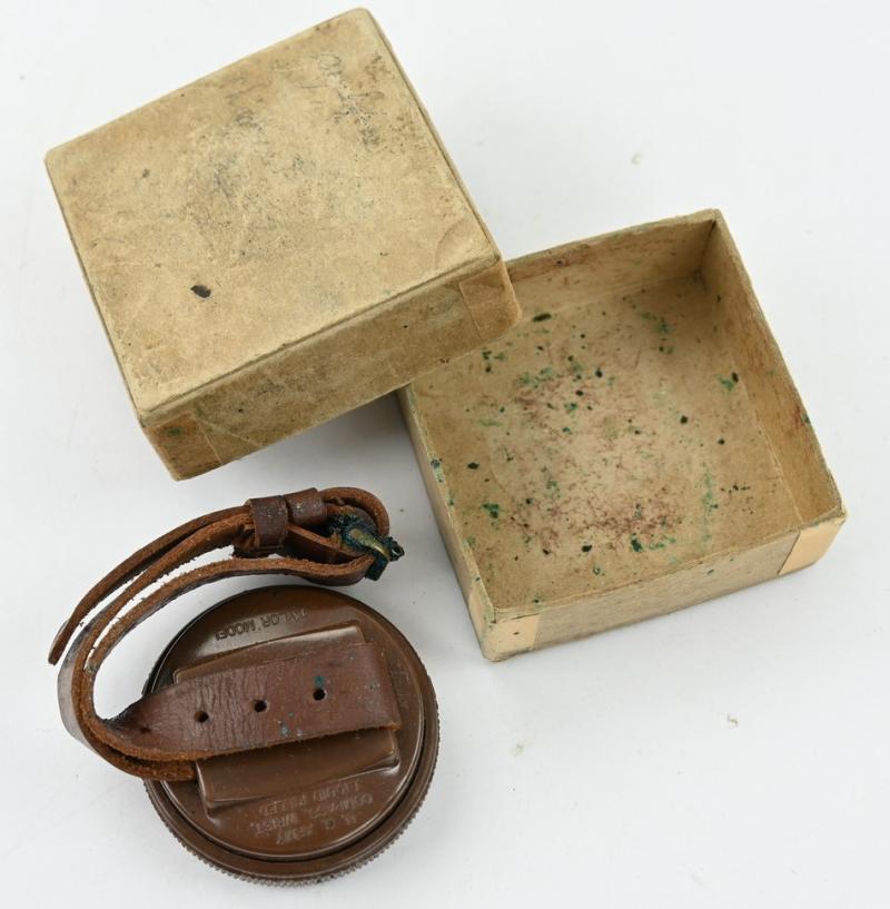 US WW2 Paratrooper Compass in Box