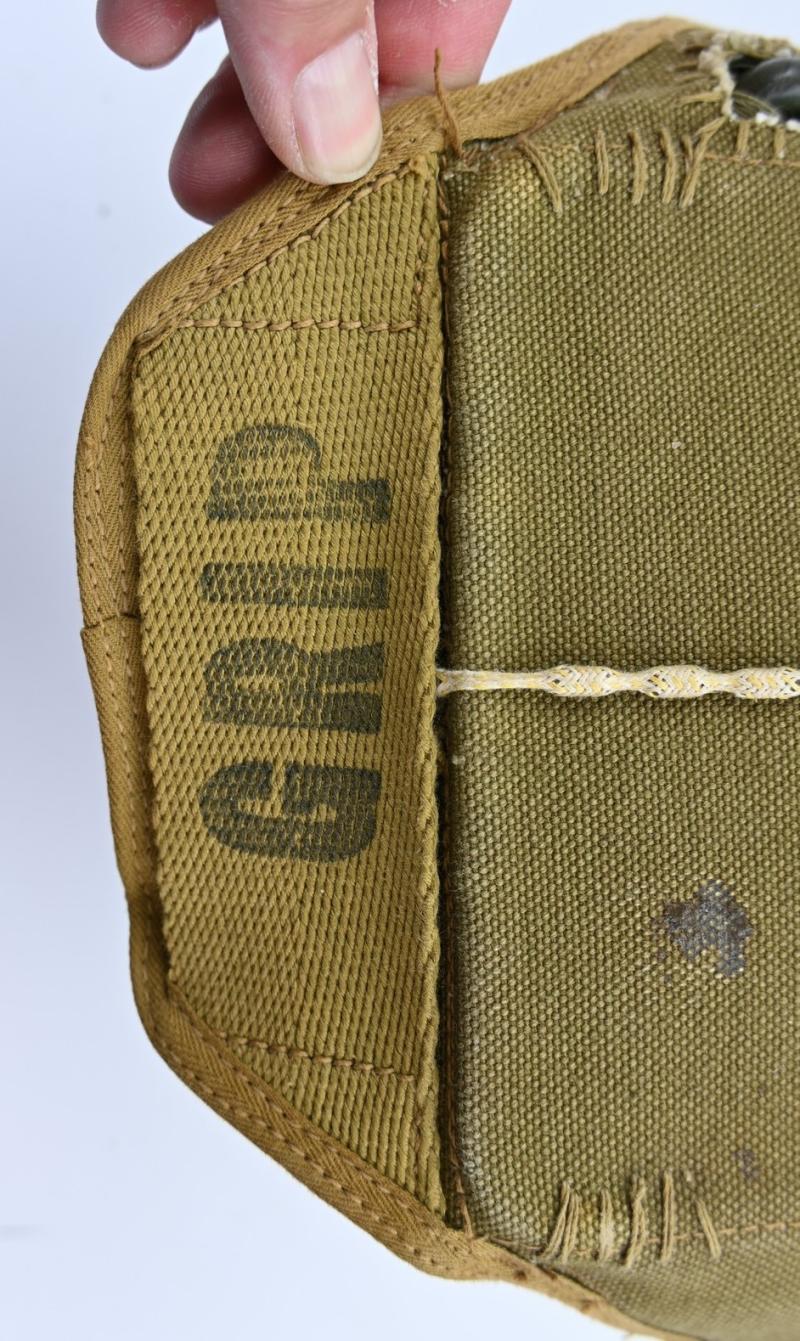 US WW2 Paratrooper Grip-Type Chestpack
