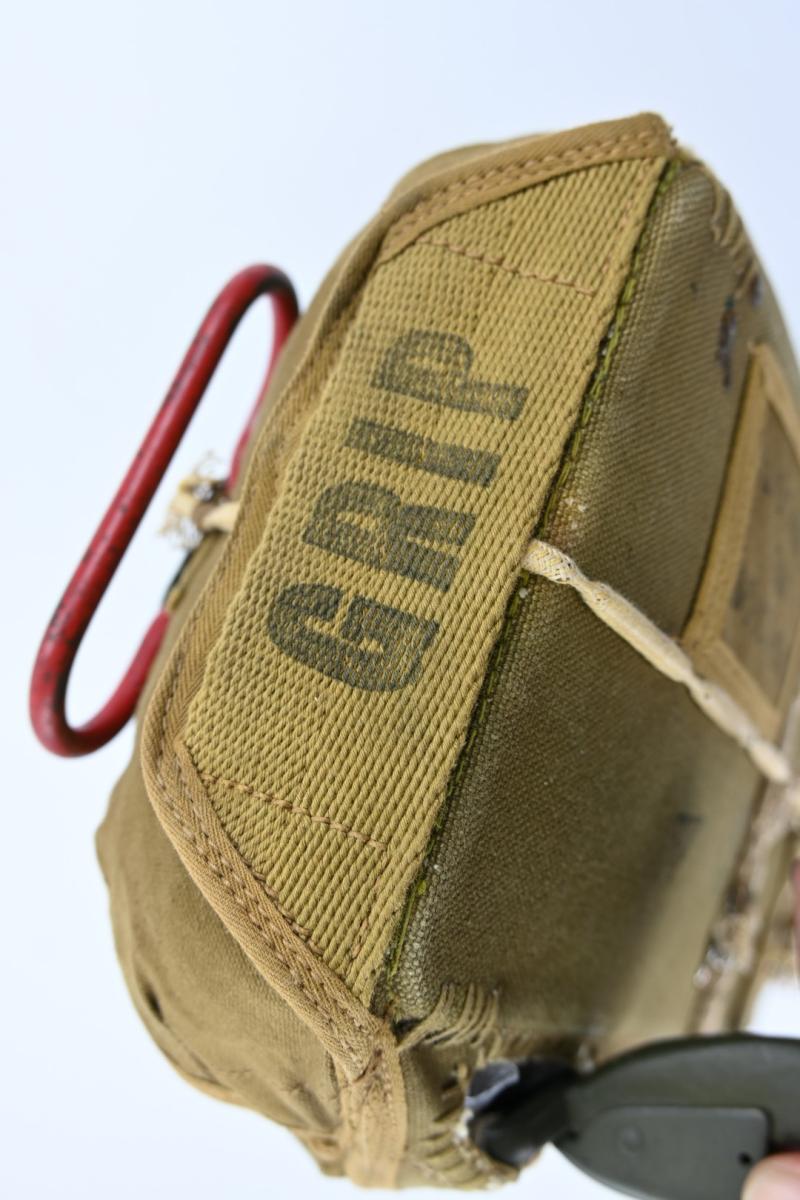US WW2 Paratrooper Grip-Type Chestpack
