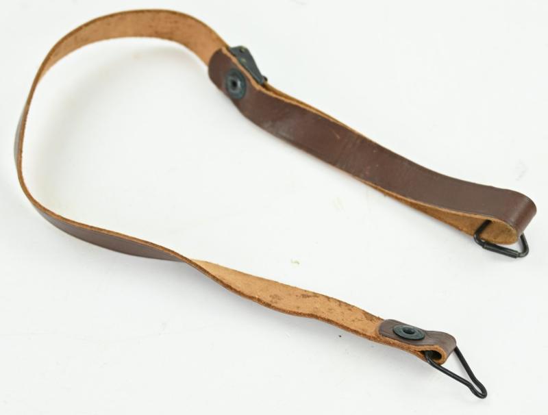 US WW2 M1 Helmet Liner Chinstrap 'United Carr'