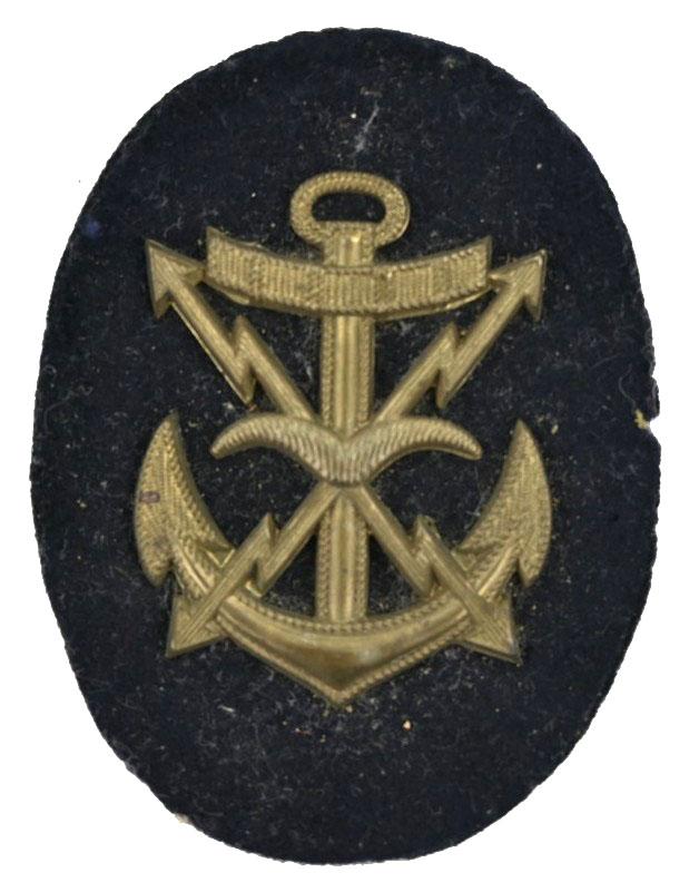 German KM Career Badge 'Flugmeldemaat'