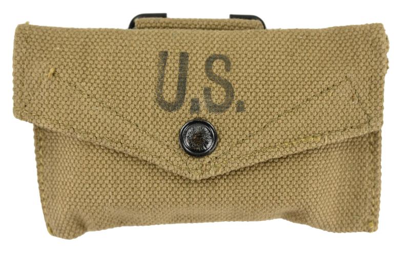US WW2 M-1942 BM First Aid Pouch with First Aid Kit
