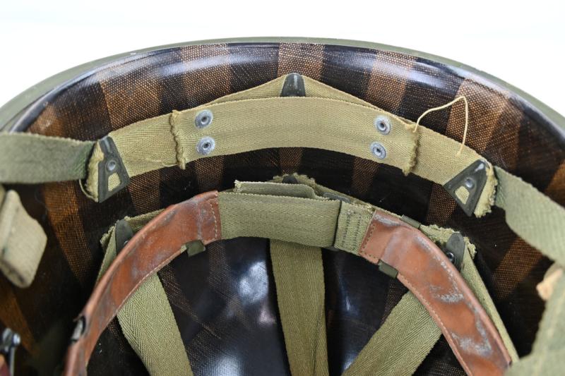 US WW2 M1 Fixed Bale Original Paratrooper Helmet