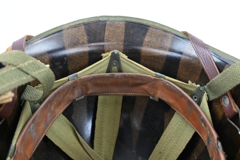US WW2 M1 Fixed Bale Original Paratrooper Helmet