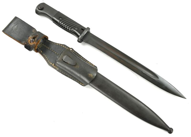 German WH K98 Mauser Bayonet with Frog '43cul'