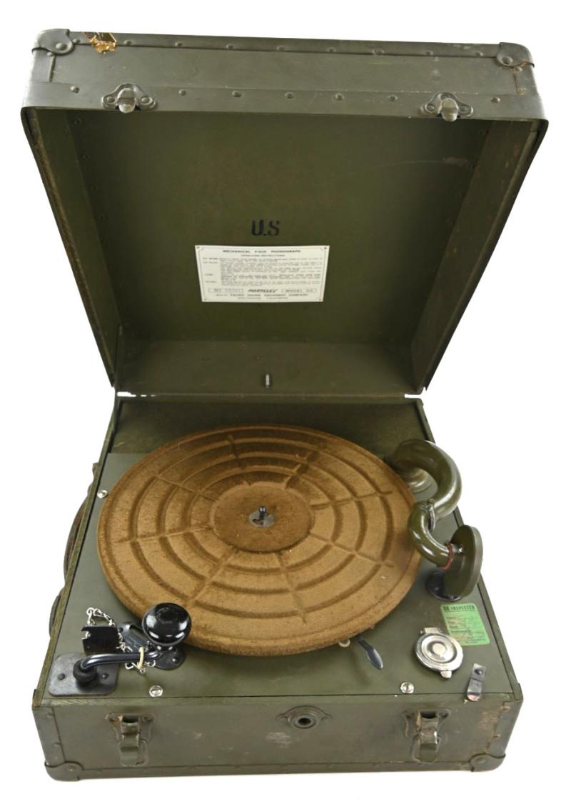 US Army WW2 Special Services Phonograph Player