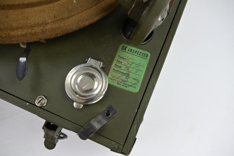 US Army WW2 Special Services Phonograph Player