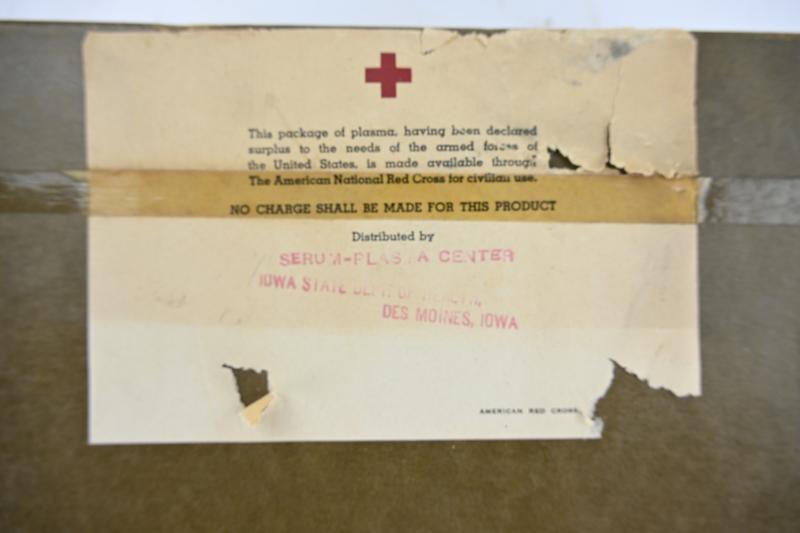 US WW2 Army/Navy Red Cross Plasma Package