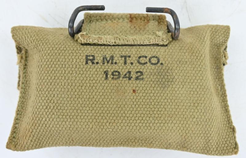 US WW2 M-1924 First Aid Pouch with First Aid Kit