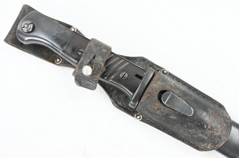 German WH K98 Mauser Bayonet with Frog