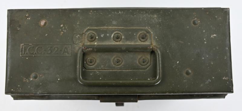 US WW2 Signal Corps ICC-32A Film Reel Case