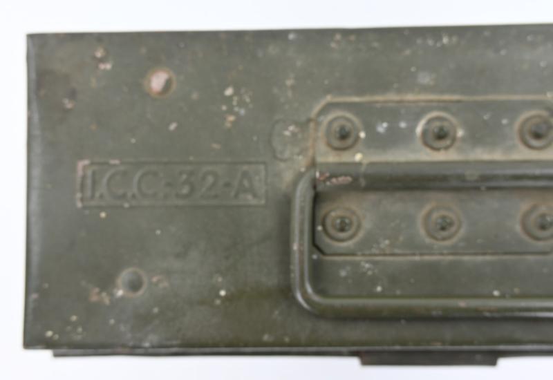 US WW2 Signal Corps ICC-32A Film Reel Case
