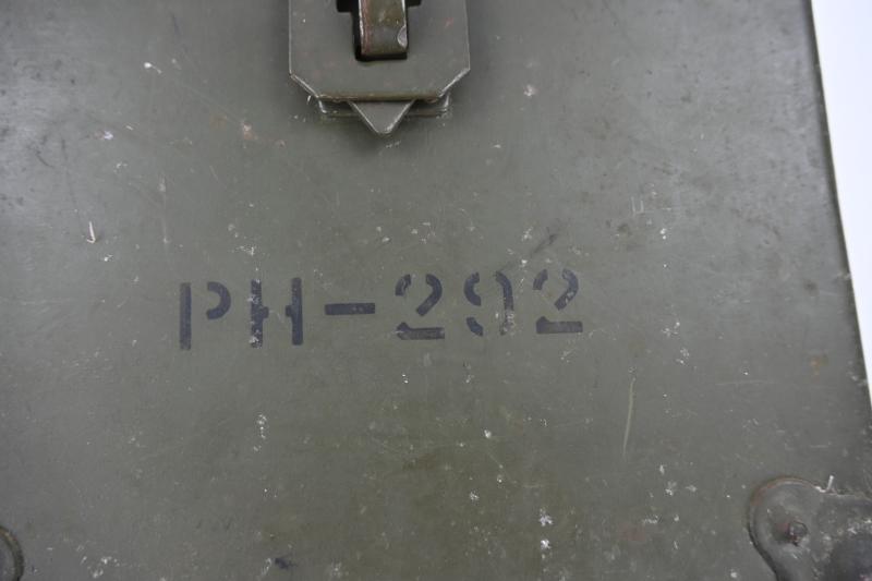 US WW2 Signal Corps ICC-32A Film Reel Case