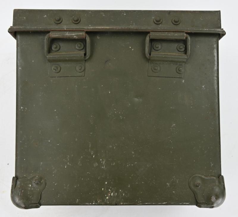US WW2 Signal Corps ICC-32A Film Reel Case