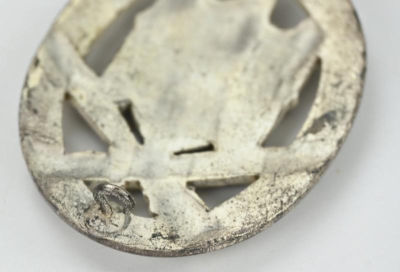 German General Assault Badge 'Semi-Hollow'