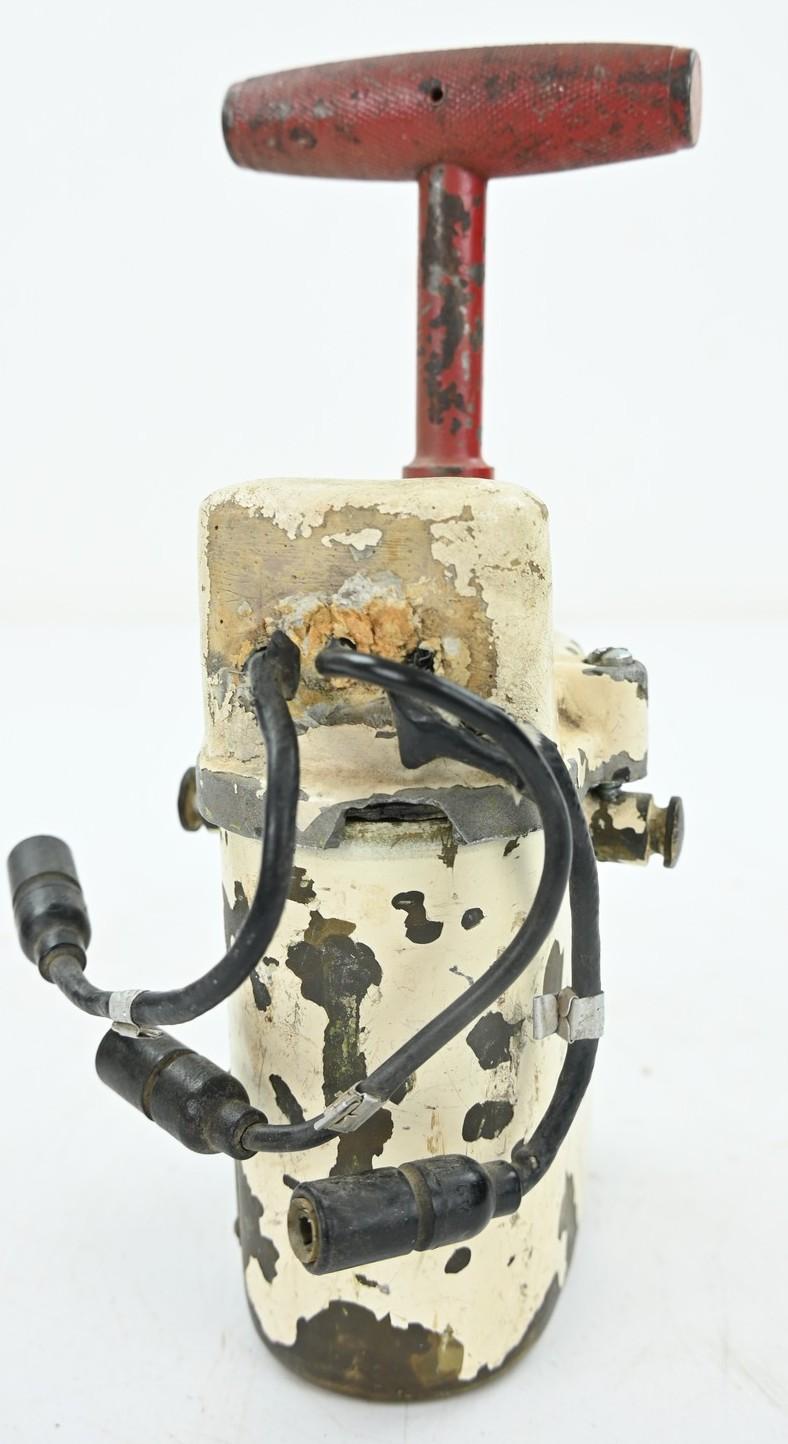 US WW2 “10 Cap” Blasting Machine For Manual Firing of Tank Main Gun