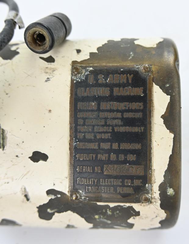 US WW2 “10 Cap” Blasting Machine For Manual Firing of Tank Main Gun