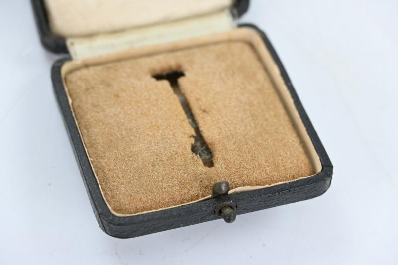 German Cased Ostvölker 1th class Cross with swords in Gold