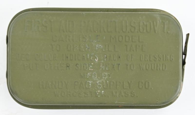 US WW2 M-1924 First Aid Pouch with First Aid Kit