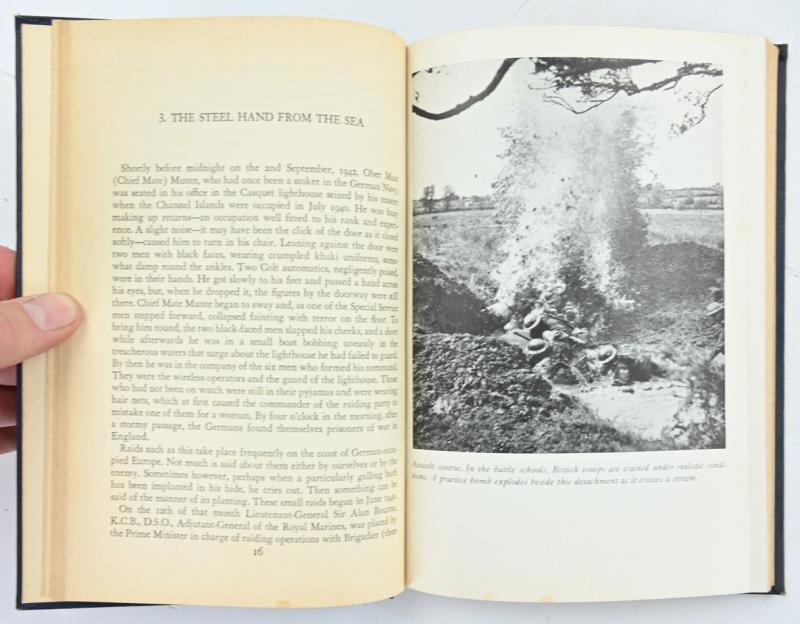 US WW2 Combined Operations Commando Book 1943