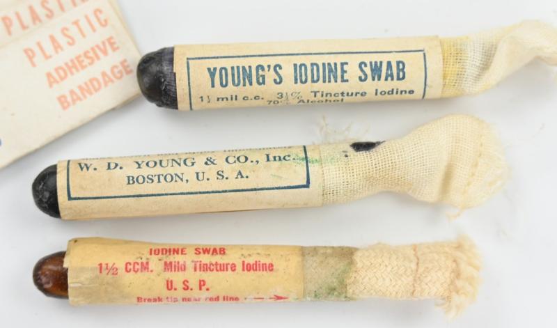 US WW2 Medic Jungle Kit with Content