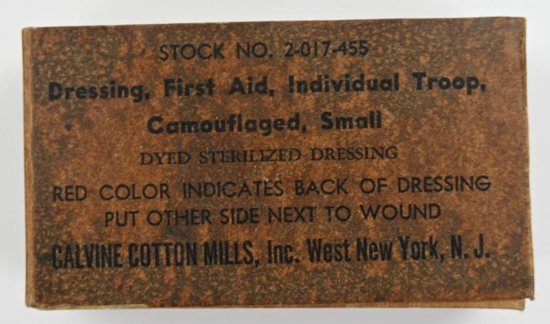 US WW2 M-1924 First Aid Pouch with First Aid Dressing