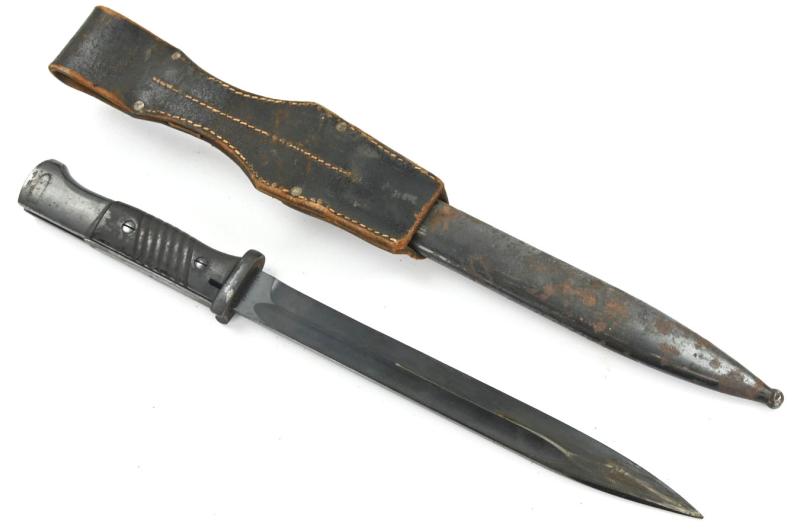 German WH K98 Mauser Bayonet with Frog