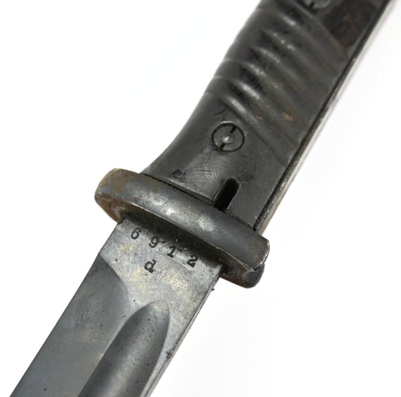 German WH K98 Mauser Bayonet with Frog