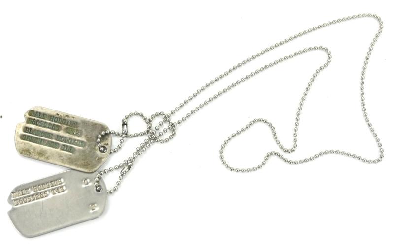 US WW2 Dog-Tag Set 'Dale Hodgins' 704th SIgnal AW Company