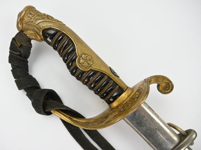 Imperial Japanese WW2 Infantry Officer Sword Type 19 Kyu-Gunto