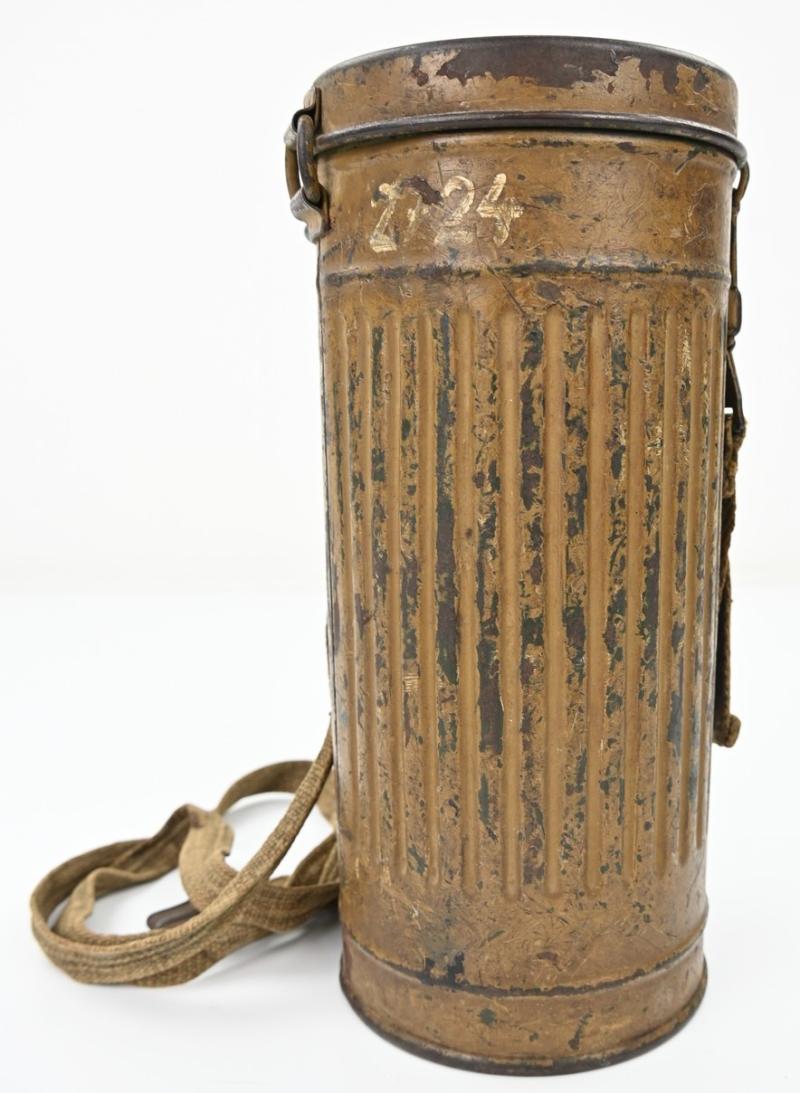 German WH M31 Tropical Camo Gasmask Set