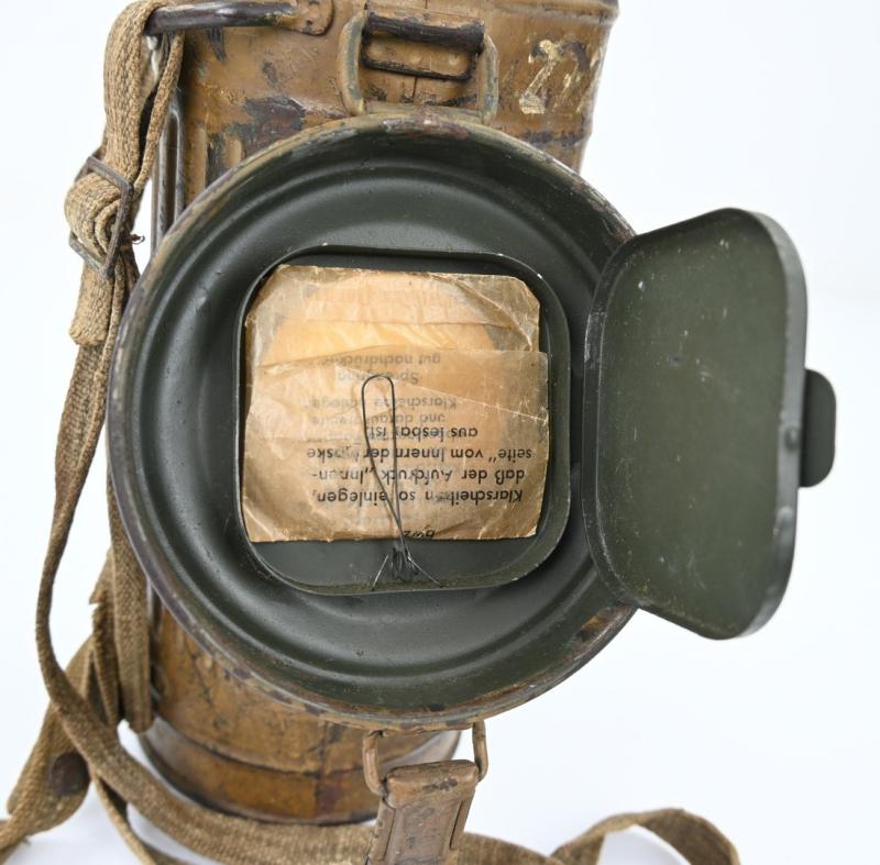 German WH M31 Tropical Camo Gasmask Set