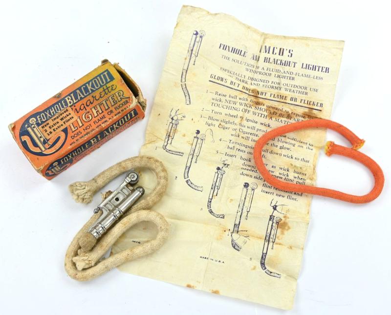 US WW2 Foxhole Black-Out Cigaret Lighter in box