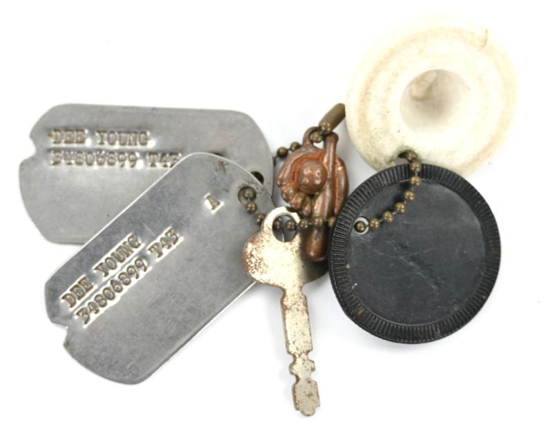 US WW2 Dog-tag Set 'Dee Young'