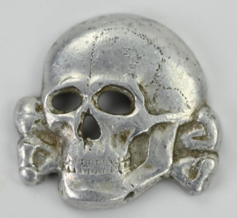 German Waffen-SS Visor Cap Skull RZM 499/41