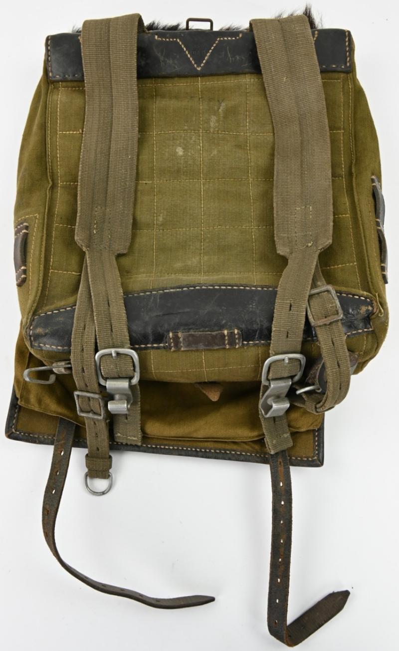 German WH Named & Matching Equipment Set