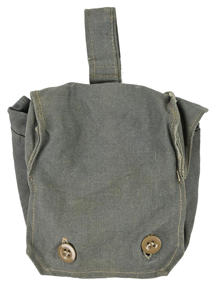 German WH M31 Gasmask Filter Pouch