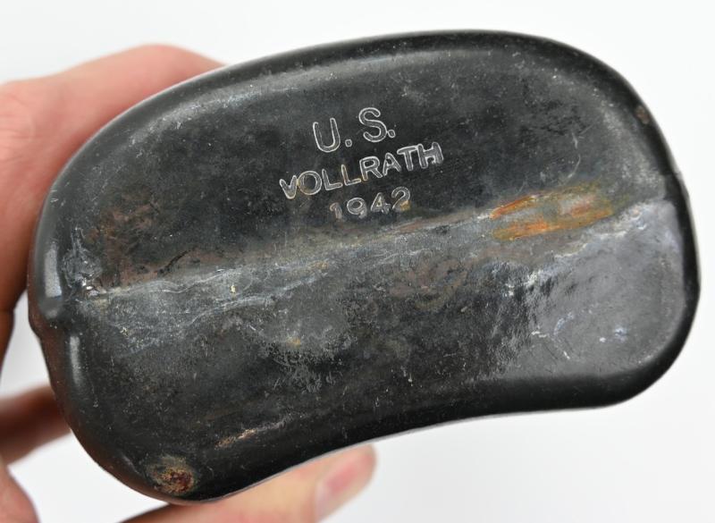 US WW2 Canteen '94th Infantry Division'