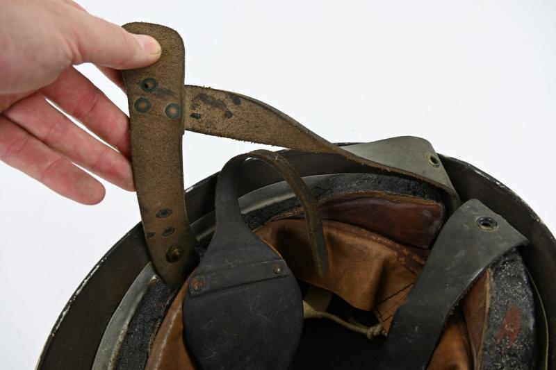 British WW2 MK1 2nd Pattern Paratrooper Combat Helmet