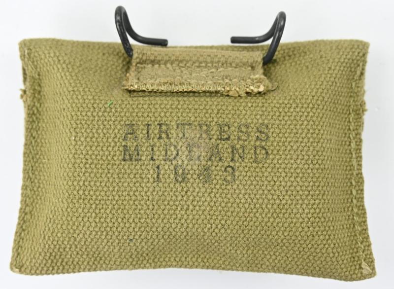 US WW2 M-1924 First Aid Pouch with First Aid Kit