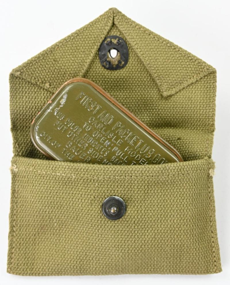 US WW2 M-1924 First Aid Pouch with First Aid Kit