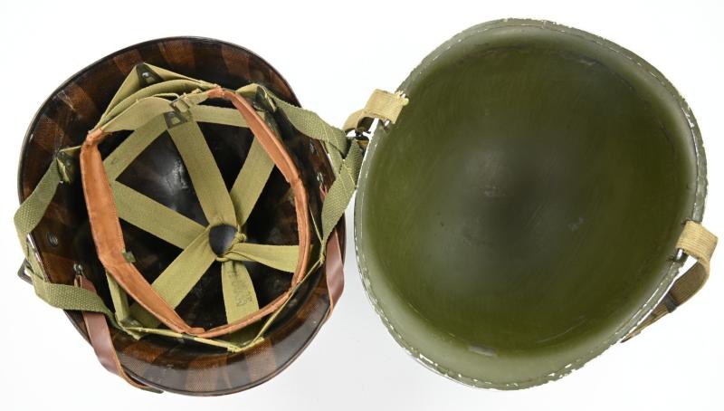 US WW2 82nd Airborne Division 504th Parachute Infantry Regiment Combat Helmet