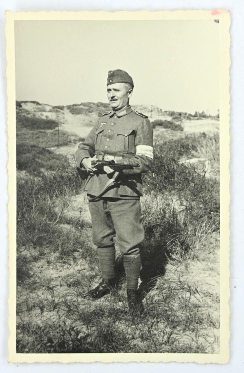 German WW2 Picture of a Wehrmacht Soldier in Holland