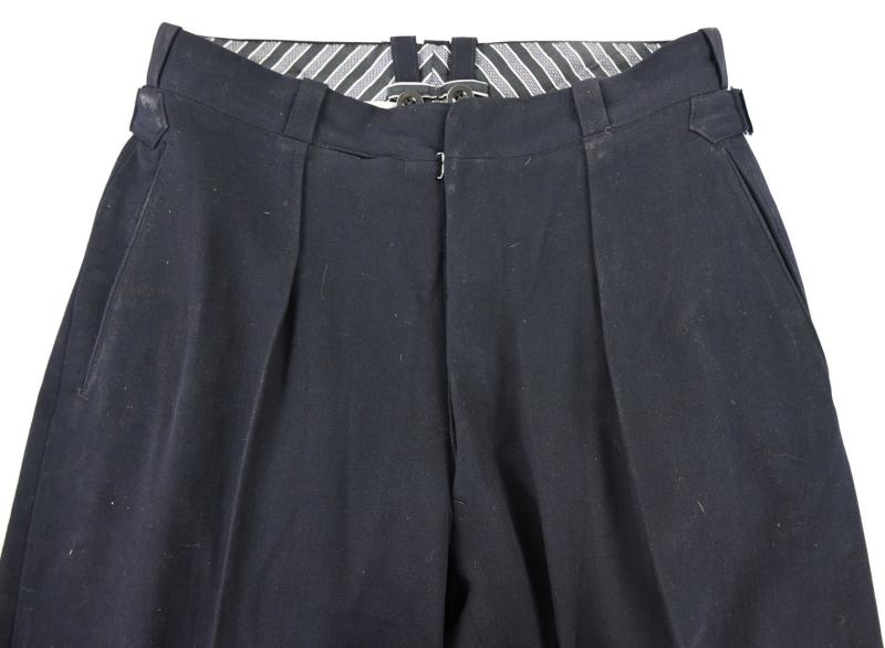 German KM Officer Pants 'U-Boat School Commander 'kapitänleutnant Ing. Zschetzsching'