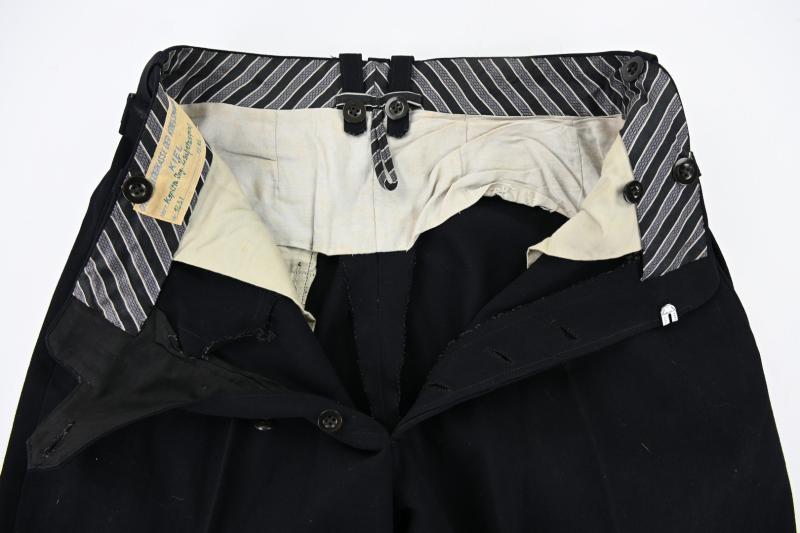German KM Officer Pants 'U-Boat School Commander 'kapitänleutnant Ing. Zschetzsching'