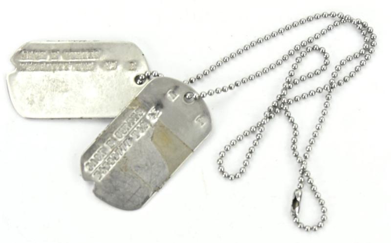 US WW2 Dog-tag set with Chain 'Jack E Curtis'