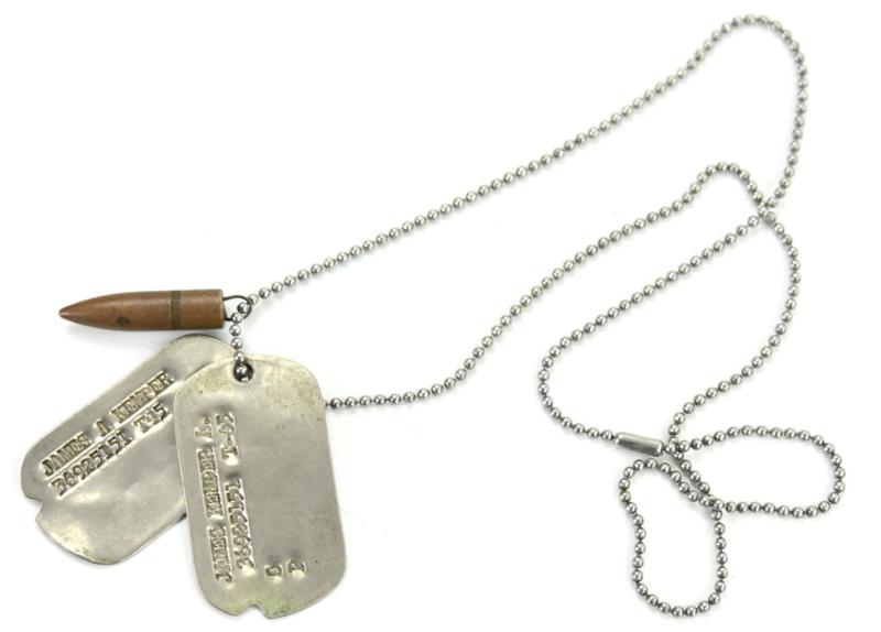 US WW2 Dog-Tag set with Chain and Bullit 'James A Kemper'