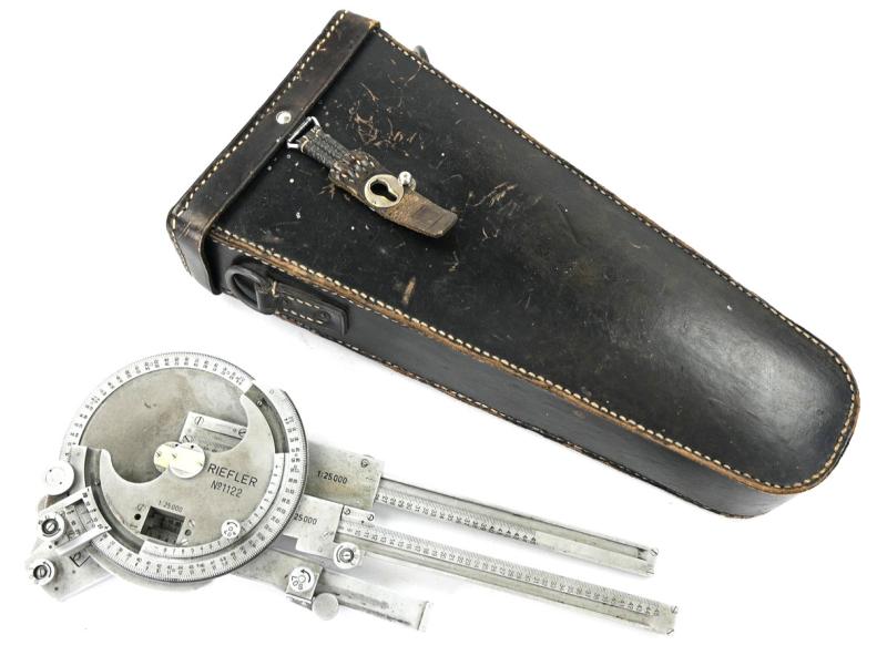 German WH Messdreieck 34 in Ersatz Pouch